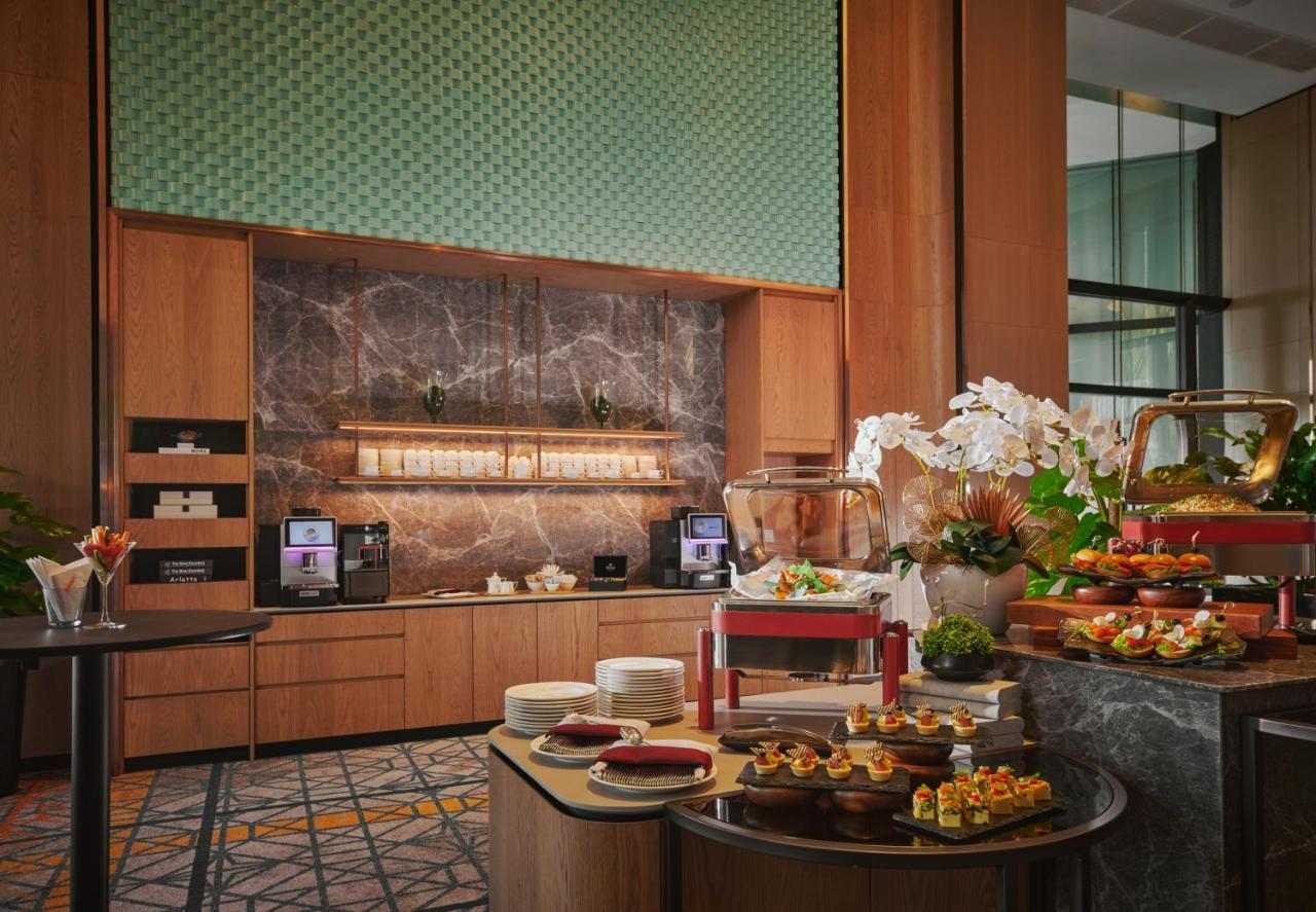 Hotel Amari Spice Penang Bayan Lepas Exterior foto The Coffee Bar